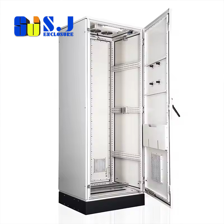 Stainless Steel Floor-Standing Enclosure IP55 Thickness 1.5-3.0mm