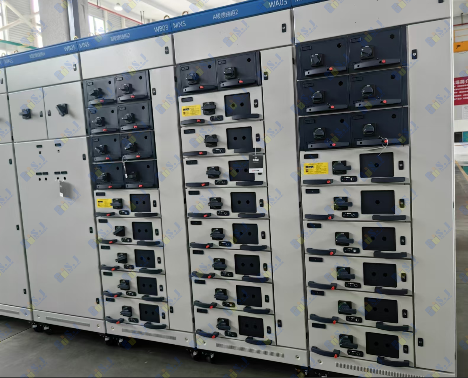 MNS Switchgear Compartmentalized Design